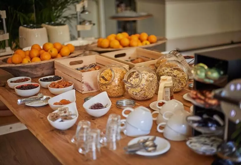 Отель Mon Boutique