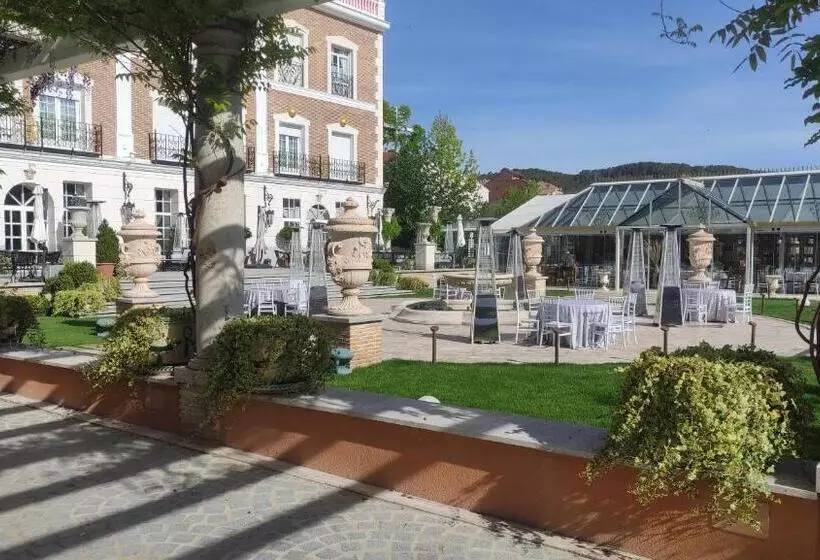 فندق ريفى Palacete De La Ochava