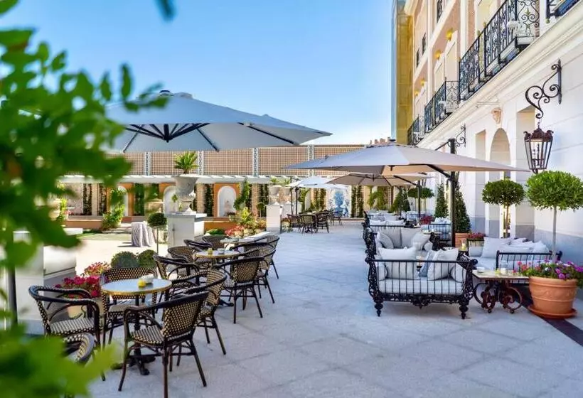 فندق ريفى Palacete De La Ochava