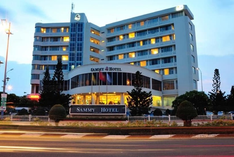 هتل Sammy