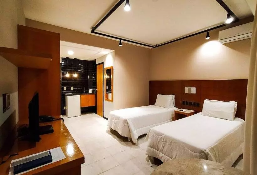 酒店 Savassi Village