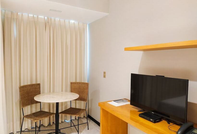 Отель Savassi Village