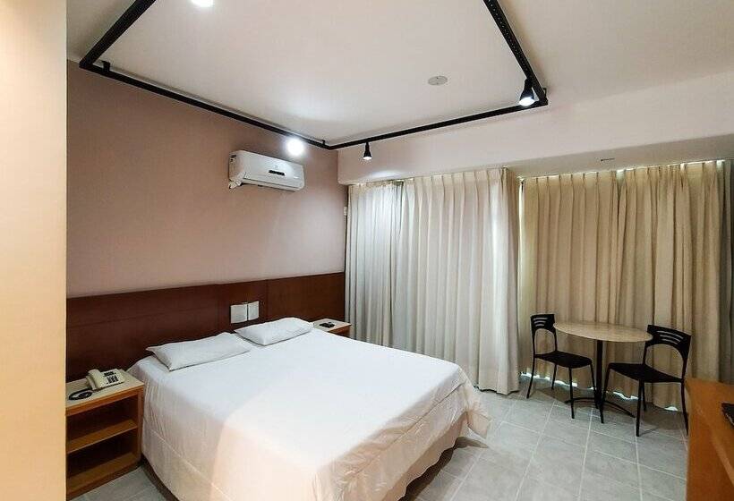 Отель Savassi Village