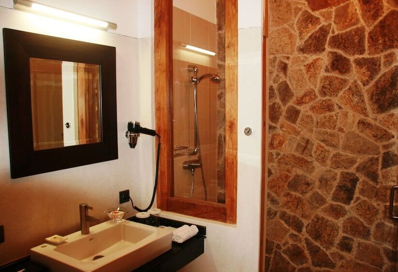 ホテル Weligama Bay Resort