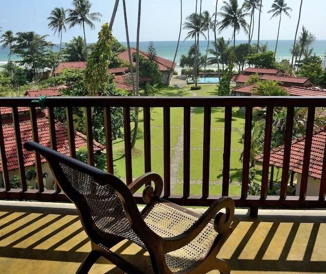 ホテル Weligama Bay Resort