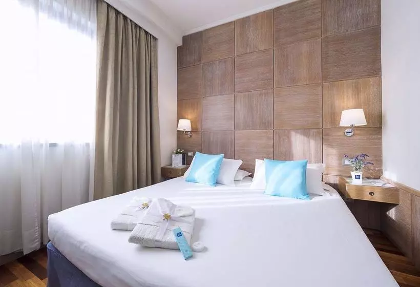 هتل Ih S Firenze Business