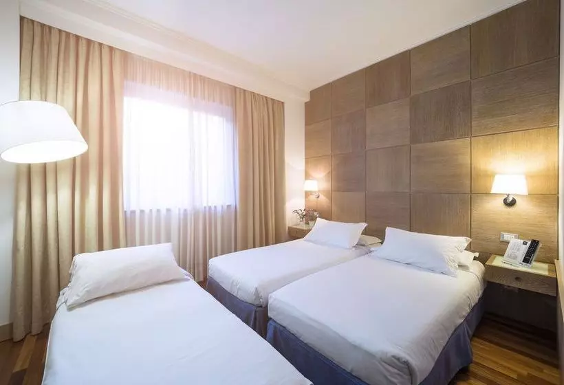 هتل Ih S Firenze Business