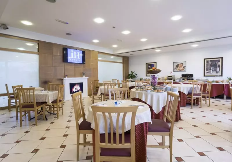هتل Ih S Firenze Business