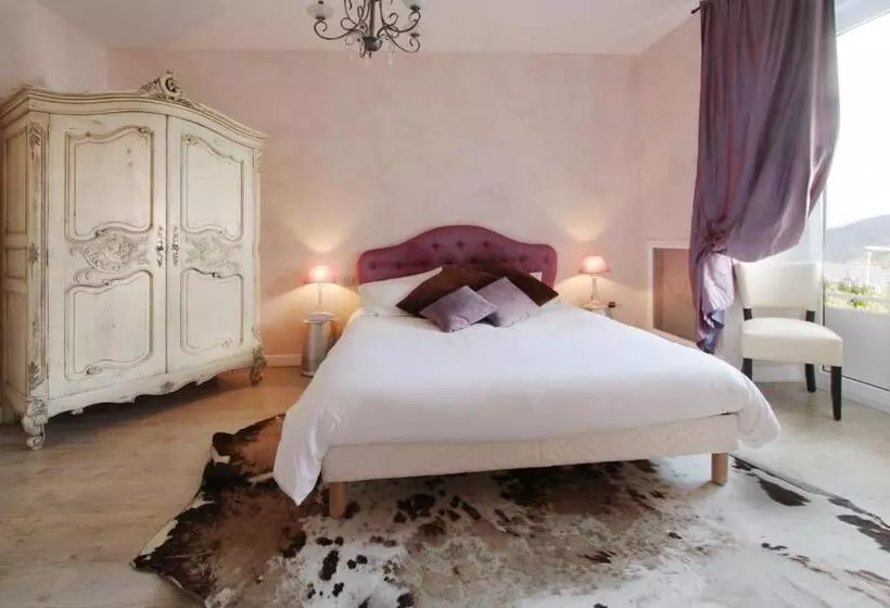 Logis Hotel Des Bains