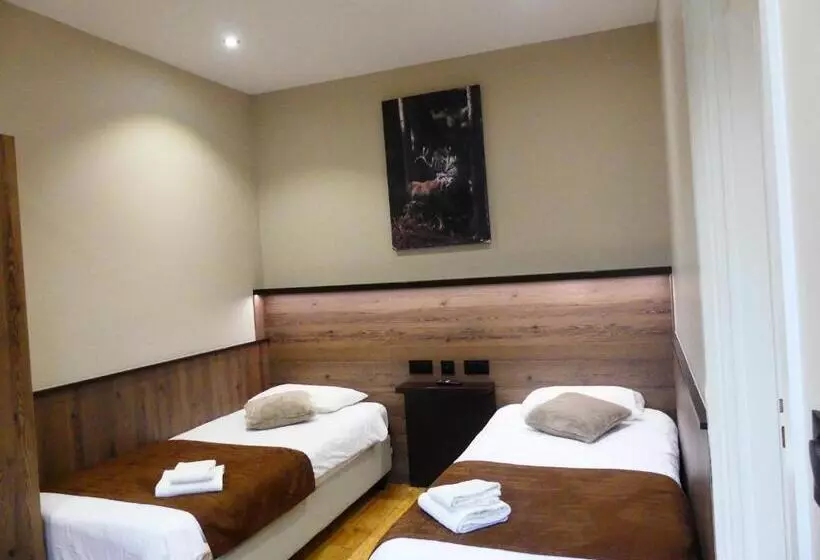 Logis Hotel Des Bains