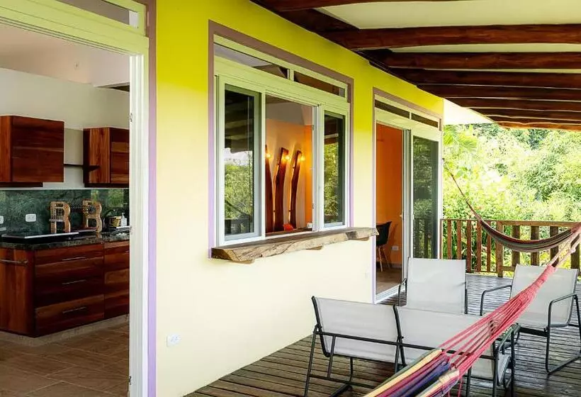 تختخواب و صبحانه Casa Laureles