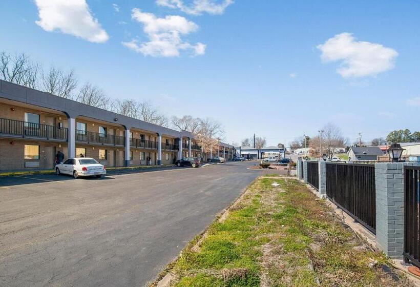 בית מלון כפרי O Columbia Downtown Near I65