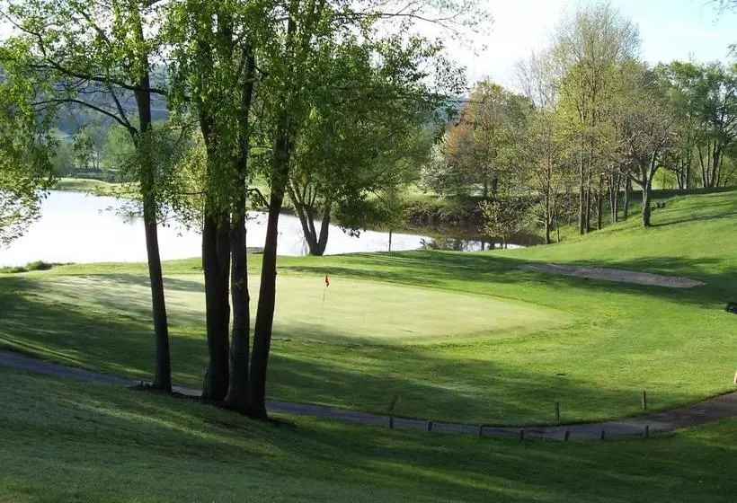 Byrncliff Golf Resort