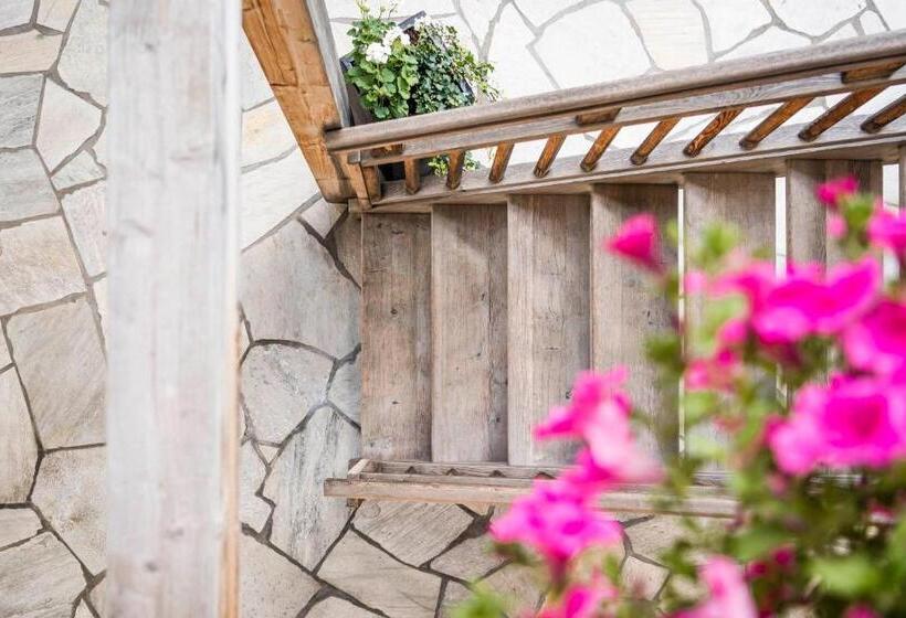 هتل Agriturismo Maso Runch