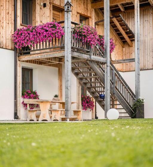 هتل Agriturismo Maso Runch