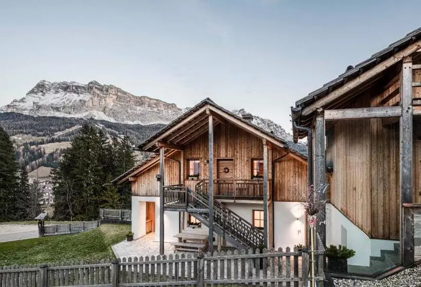 Hotelli Agriturismo Maso Runch