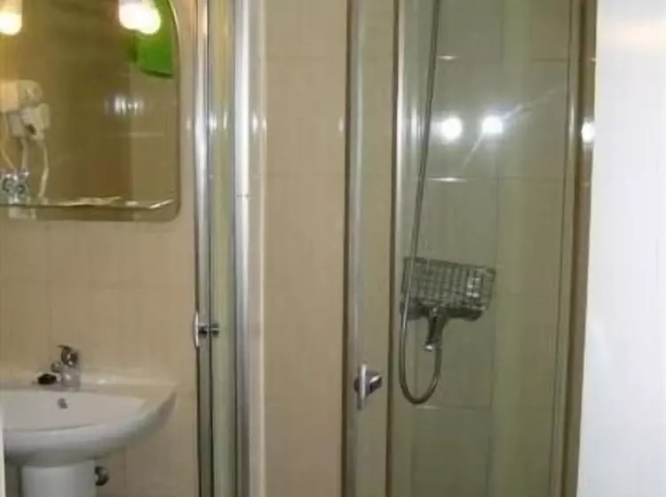 Hostal Goyal Pizarro