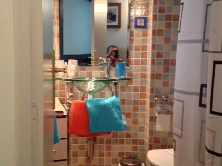 Hostal Goyal Pizarro