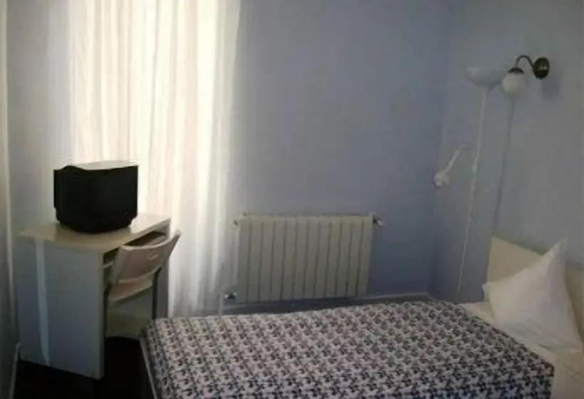 Hostal Goyal Pizarro