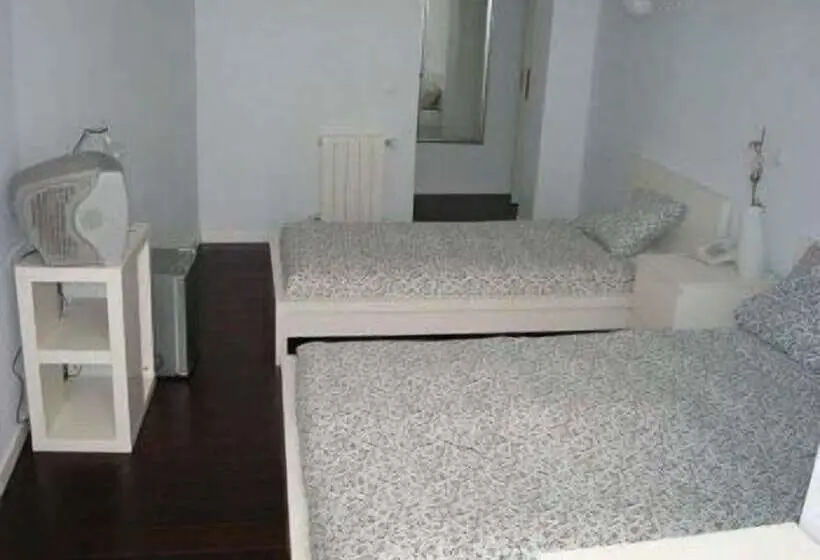 Hostal Goyal Pizarro
