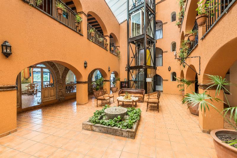 هتل Abadia Tradicional