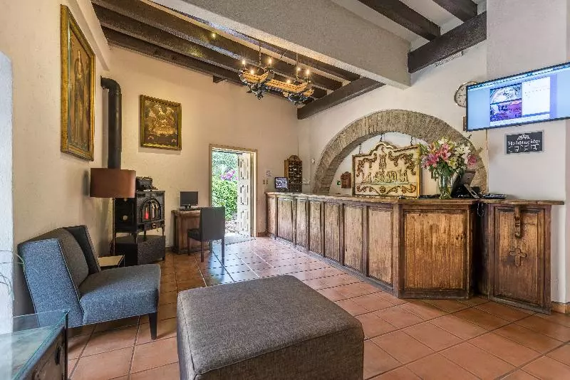 هتل Abadia Tradicional