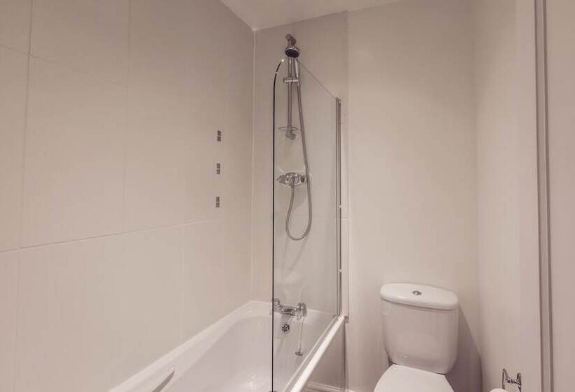 فندق Ambleside Townhouse