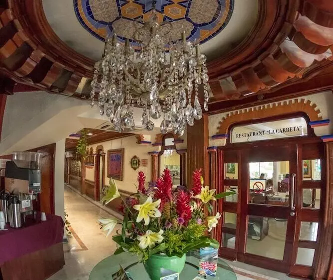 هتل Baez Carrizal