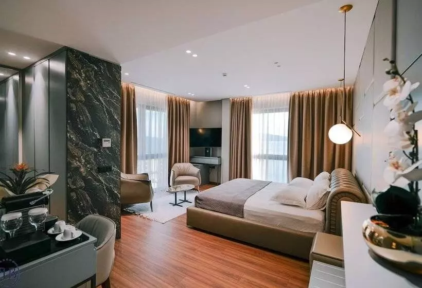 فندق Butrinti & Spa