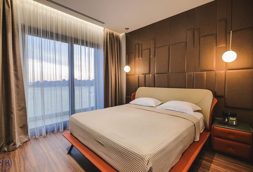 هتل Butrinti & Spa