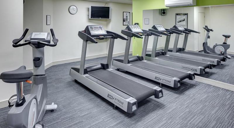 Отель Adina Citylife Wellington