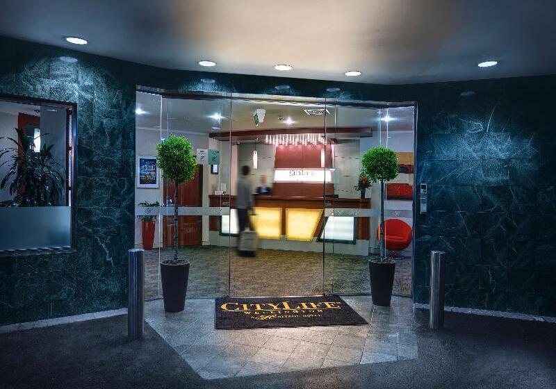 Отель Adina Citylife Wellington