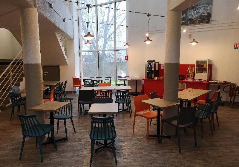 ホテル F1 Nemours