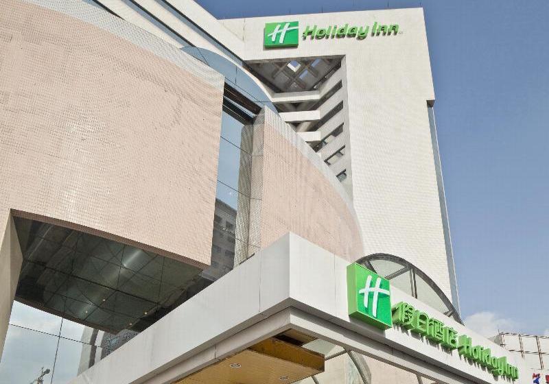 Otel Country Inn & Suite By Radisson, Shanghai Railway Station