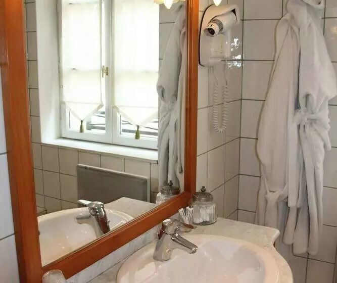 호텔 Hostellerie Du Prieuré