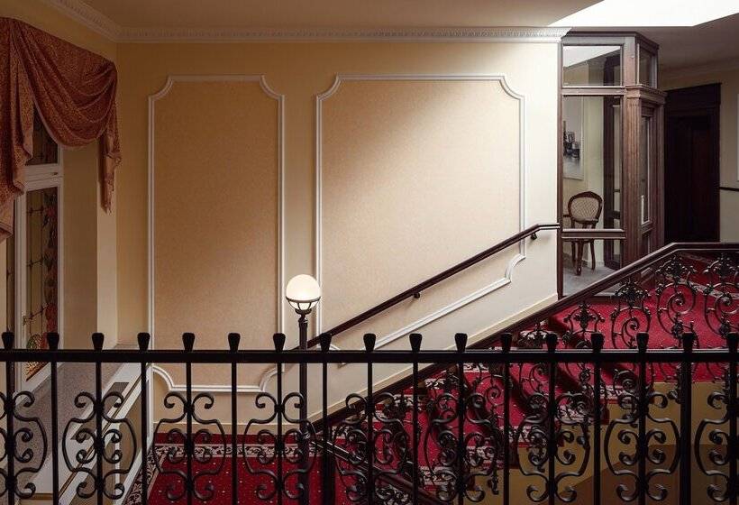 Humboldt Park Hotel & Spa