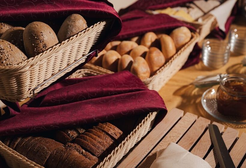 Humboldt Park Hotel & Spa