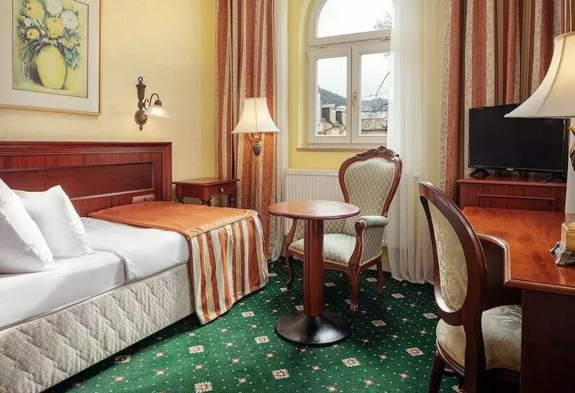 Humboldt Park Hotel & Spa