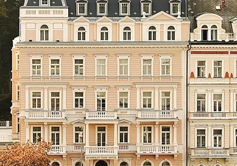 Humboldt Park Hotel & Spa