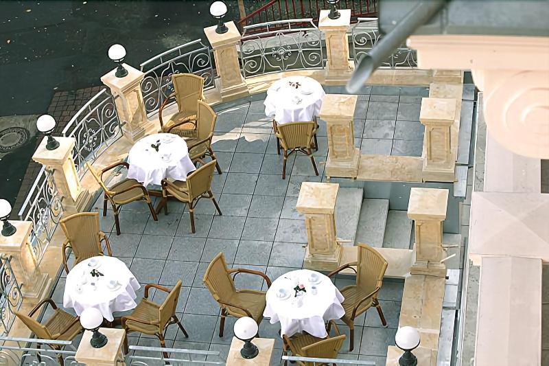 Humboldt Park Hotel & Spa