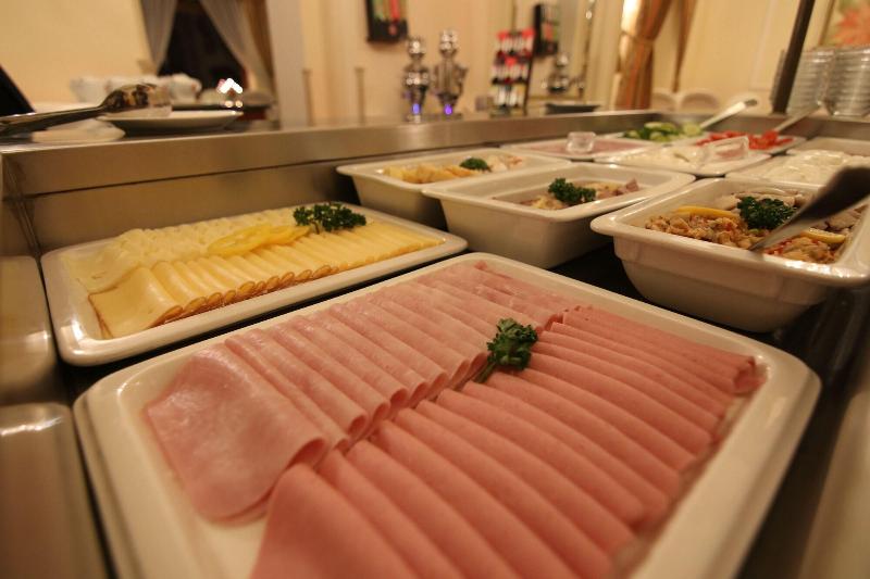 Humboldt Park Hotel & Spa