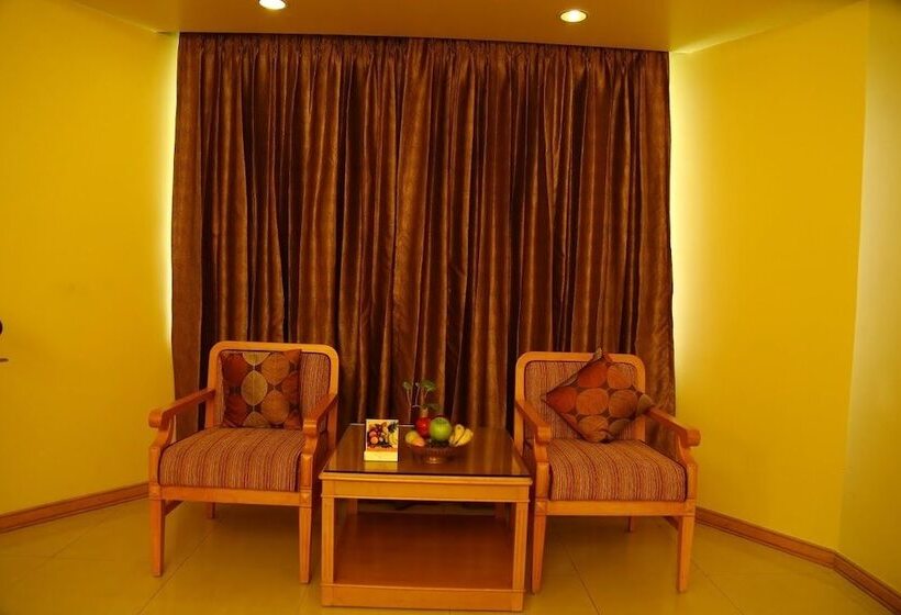 Отель Kences, Tirupati