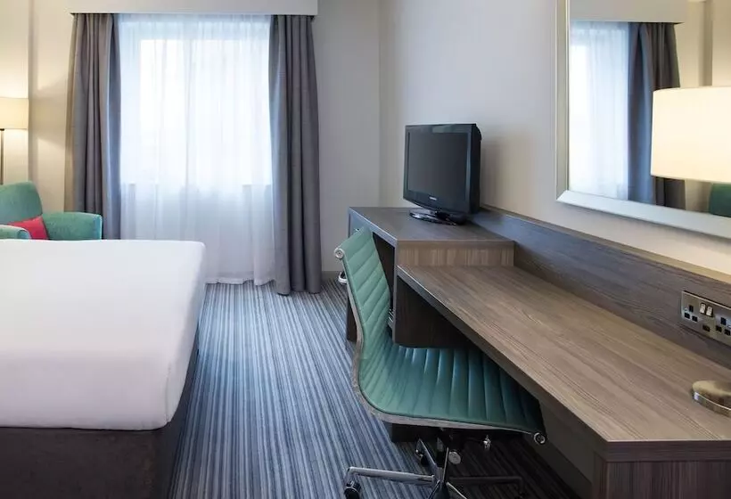 酒店 Leonardo Plymouth