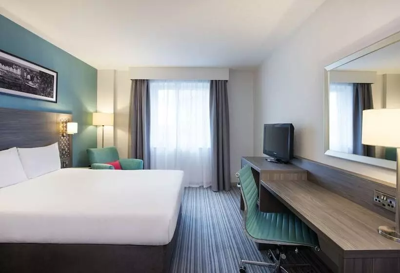 酒店 Leonardo Plymouth