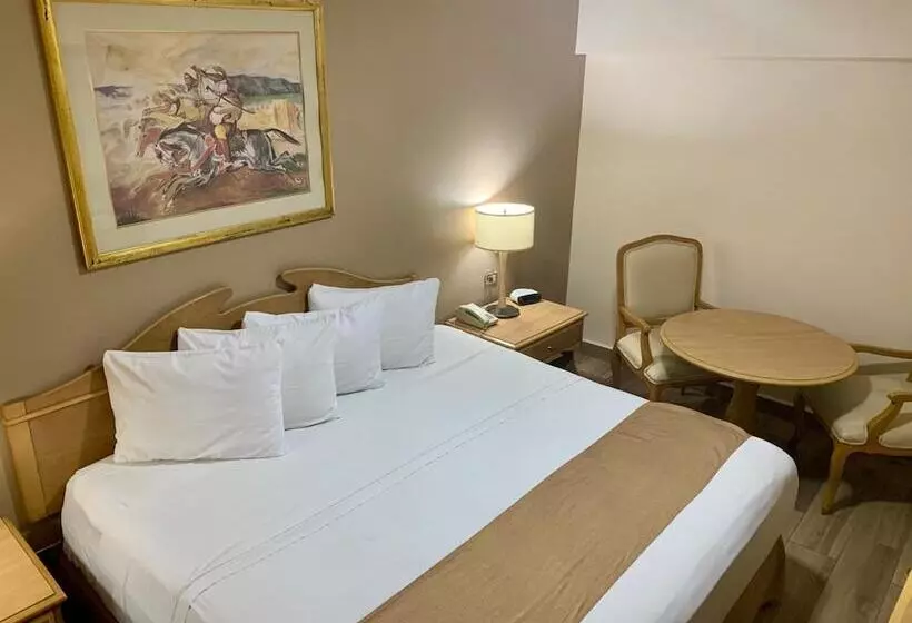 هتل Madero Express