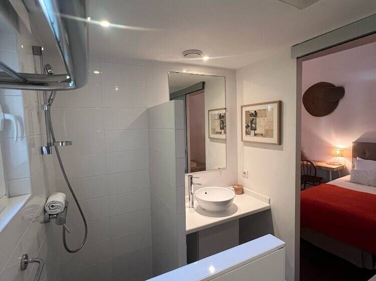 فندق Maison Du Lierre Bordeaux Centre Ville