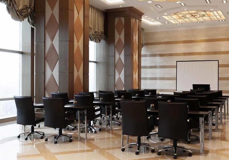 Hotel Pullman Shanghai Central