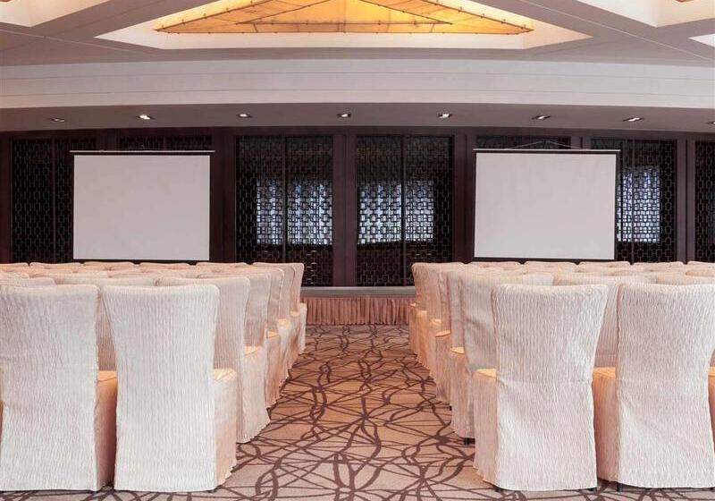 Hotel Pullman Shanghai Central