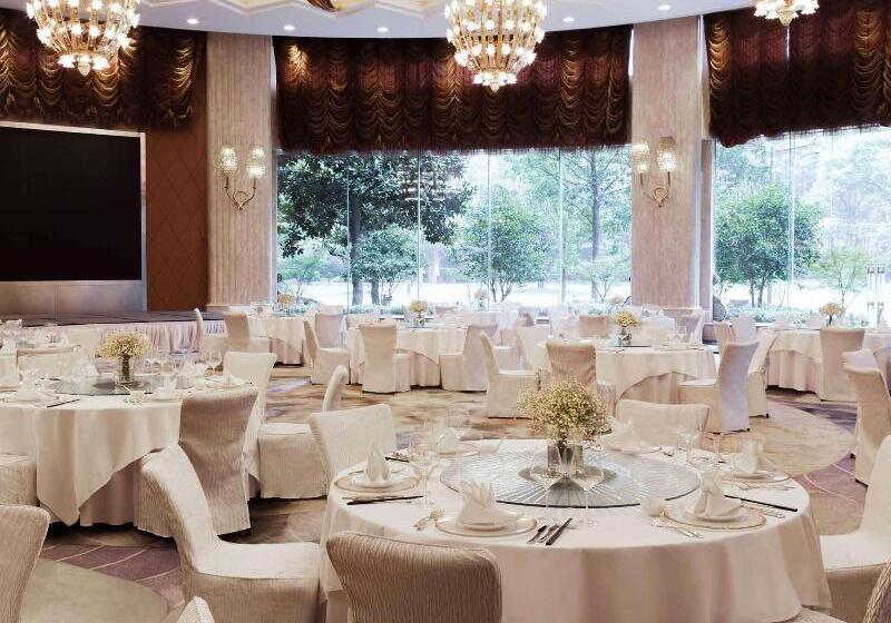 Hotel Pullman Shanghai Central