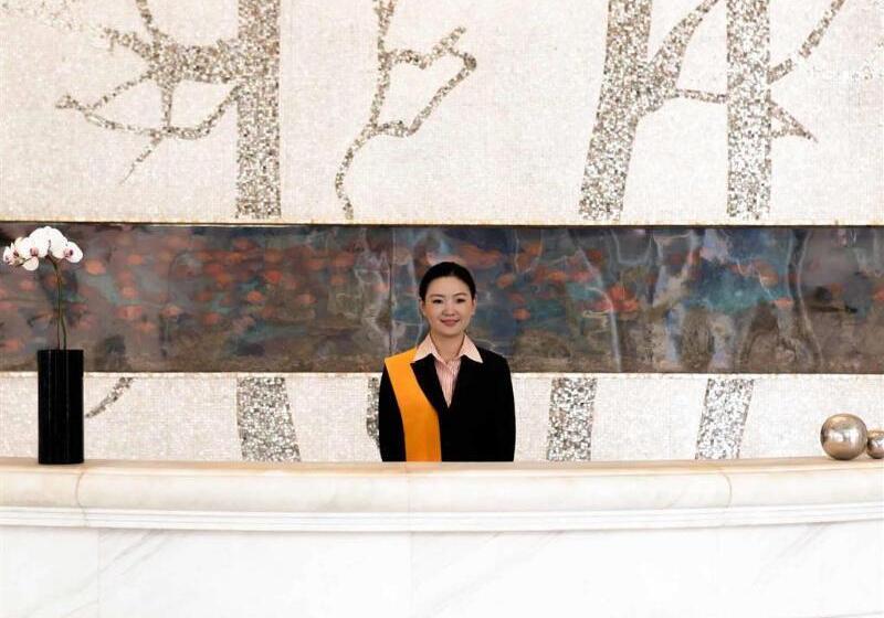 Hotel Pullman Shanghai Central